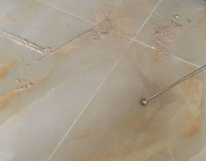 拜泉瓷砖空鼓维修公司分享粘合剂选择不当在瓷砖铺贴过程中可能导致以下问题